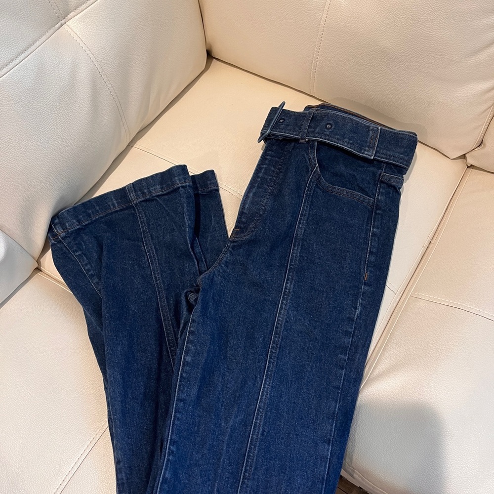 Express Women's Flare Jeans in Dark Blue Denim - Picture 3 of 7
